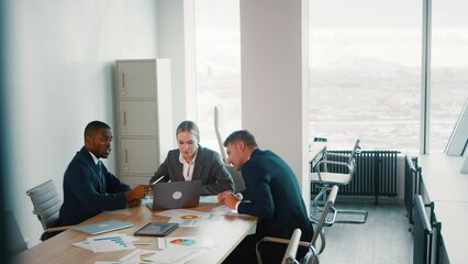 Wall Mural - Businessmen at a meeting to discuss a working project in the office. Communication network