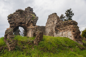 Wall Mural - An antique ruined city of columns.Ruin. View of the ancient city in Side, Turkey.