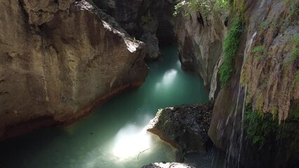 Canvas Print - Cascadas de Comala, en Chiquilistlan, Jalisco, Mexico