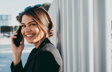 Young Business Salesperson Woman Selling And Prospecting On The Phone. Expert Young And Successful Saleswoman Building Rapport With Her Client. Concept About Salespeople And Closing Sales