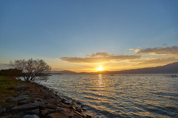 Poster - 琵琶湖湖畔の夕日