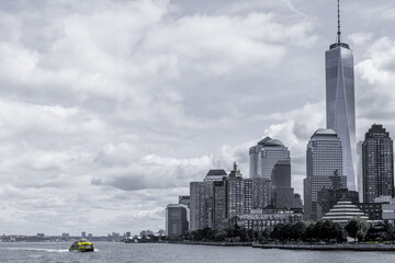 Poster - One world tower in the back Lower Manhattan urban skyscrapers seen from Hudson River