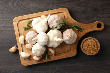 Wall Mural - Concept of cooking with garlic, top view