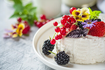 Wall Mural - cottage cheese with fresh berries