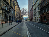 Fototapeta Miasto - A street in the Budapest