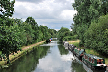 Sticker - narrow boats in the canal