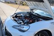 © ちはる 中野 - スポーツカーのエンジンルーム