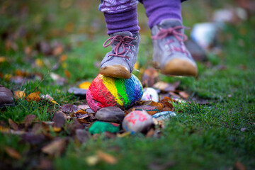 Kids Baby girl Children Toddlers shoe, first steps, walking and climbing the foot path, playing with painted stones