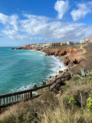 Canvas Print - Falaises urbanisées en bord de mer à Sète, Occitanie