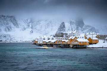 Wall Mural - beautiful winter norway landscape - lofoten islands - sakrisoy village