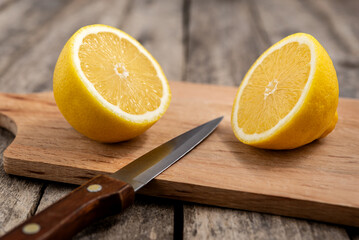 Wall Mural - Lemon cut in half