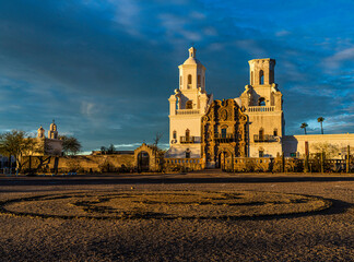 Canvas Print - SAN XAVIER DEL BAC MISSION OUTSIDE TUCSON ARIZONA