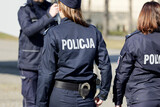 Fototapeta  - Kobiety policjantki w polskiej policji na zabezpieczeniu imprezy.