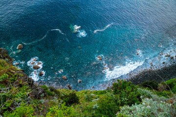 Wall Mural - wild rock beach