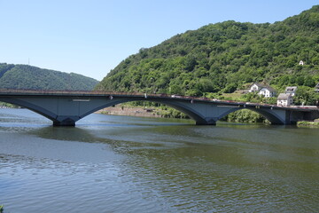 Wall Mural - Brücke über die Mosel bei Treis-Karden