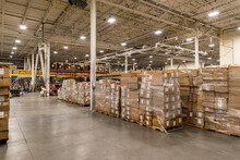 E-Commerce Warehouse With Nobody