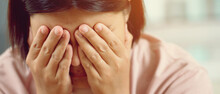 Headaches Can Have An Underlying Cause, Such As Insufficient Sleep, Incorrect Eyeglasses, Stress, Hearing Loud Noises.