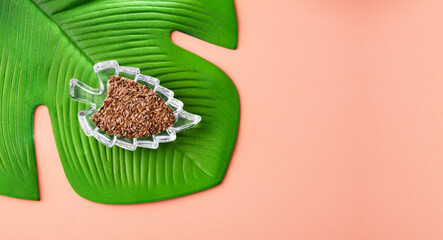 Sticker - Linum usitatissimum - Organic flax seeds in the wooden bowl