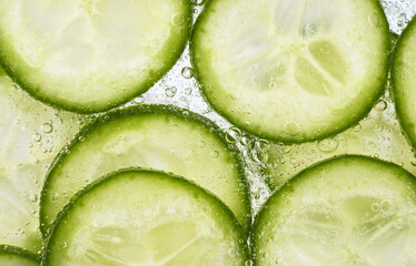 Poster - Slices of Cucumber in Water with Bubbles, Home Made Lemonade.