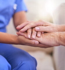 Aufkleber - Im here to help. Cropped shot of a nurse holding a senior womans hands in comfort.