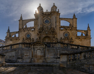 Wall Mural - the historic cathedral of Jerez de la Frontera with a sunburst and blue sky