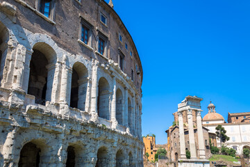 Canvas Print - Ancient exterior of Teatro Macello (Theater of Marcellus) located very close to Colosseum, Rome, Italy.