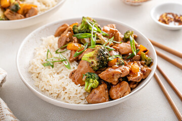 Wall Mural - Chicken stir fry with broccoli and sweet pepper