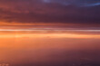 Sonnenuntergang / Abendrot - Blick aus dem Flugzeug