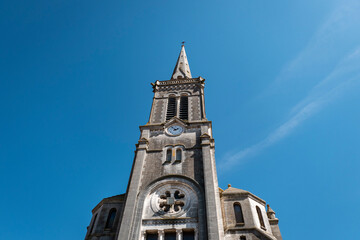 Torre da Igreja de São João Batista em Hasparren no País Basco, França