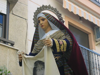 Fantastic images of Holy Week in Spain with virgins and saints