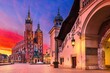 Rynek Główny i Kościół Mariacki w Krakowie o poranku