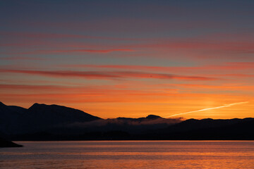 Wall Mural - sunrise in the mountains