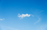 Fototapeta Na sufit - Single nature white cloud on blue sky
