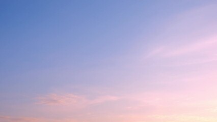Wall Mural - 4K UHD : Time lapse of colorful sky during beautiful sunset. Romantic clouds.
