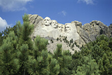 Abraham Lincoln, George Washington, Theodore Roosevelt And Thomas Jefferson Carved On A Mountain, Mount Rushmore National Memorial, South Dakota, USA