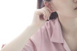 © 상은 신 - Close up of woman holding ear