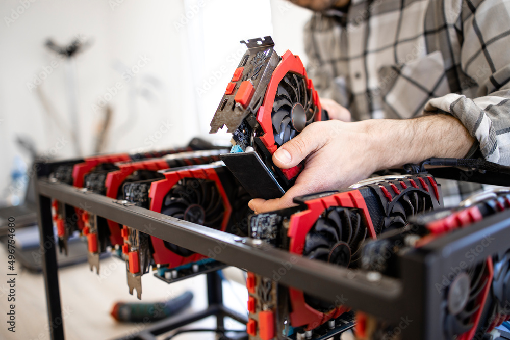 Setting up a new bitcoin mining rig. An expert replacing GPU graphics ...