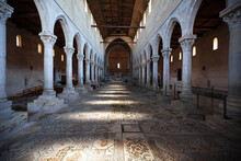 Aquileia, Basilica Of Santa Maria Assunta - Roman Church Interior