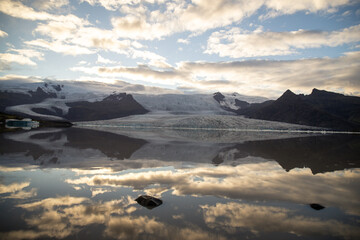 Wall Mural - Iceberg and glacier in Iceland