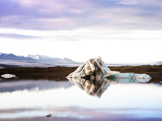 Wall Mural - Iceberg and glacier in Iceland