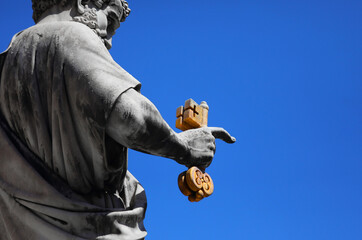 Statue of Saint Peter and the Golden Key of heaven