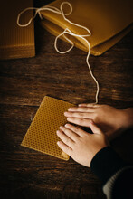 Women Folding Honeycomb Sheets