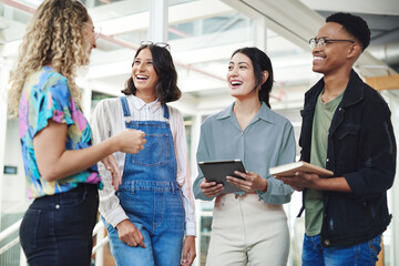 Poster - Thats an amazing idea. Shot of a group of businesspeople having a discussion in an office.