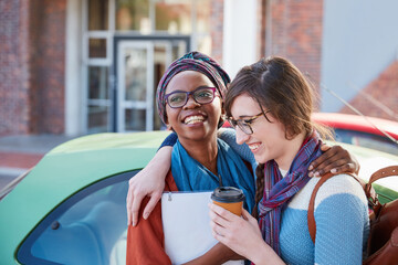 Aufkleber - Enjoying their student years together. Cropped shot of two university students hanging out between class.