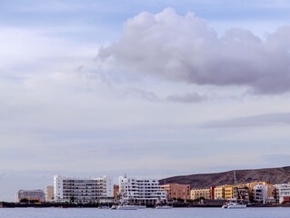 Wall Mural - Sea and Building at Sunset