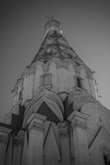 Poster - Vertical greyscale photo of the Church of the Ascension, an Orthodox Church in Nagatinsky Zaton