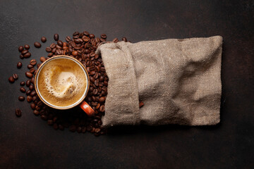 Canvas Print - Fresh espresso coffee, roasted coffee beans