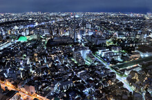 東京都渋谷区恵比寿ガーデンプレイスの西側の夜景
