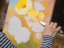 Drawing Texture Paste, Working With A Spatula, Creating A Three-dimensional Drawing Of Flowers.