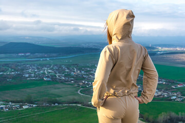 Sticker - Girl in the mountains